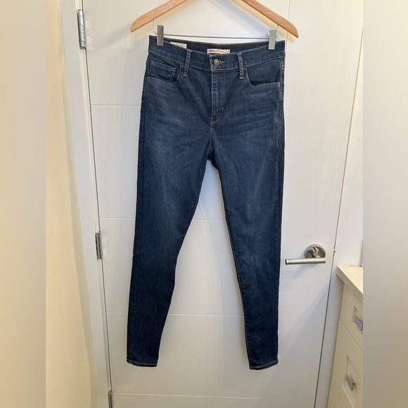 Levi’s High Rise Super Skinny jeans. size 28. Brand new condition - Picture 1 of 5